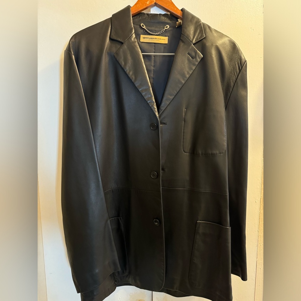 Donna Karan signature black label 100% leather jacket in size men’s medium